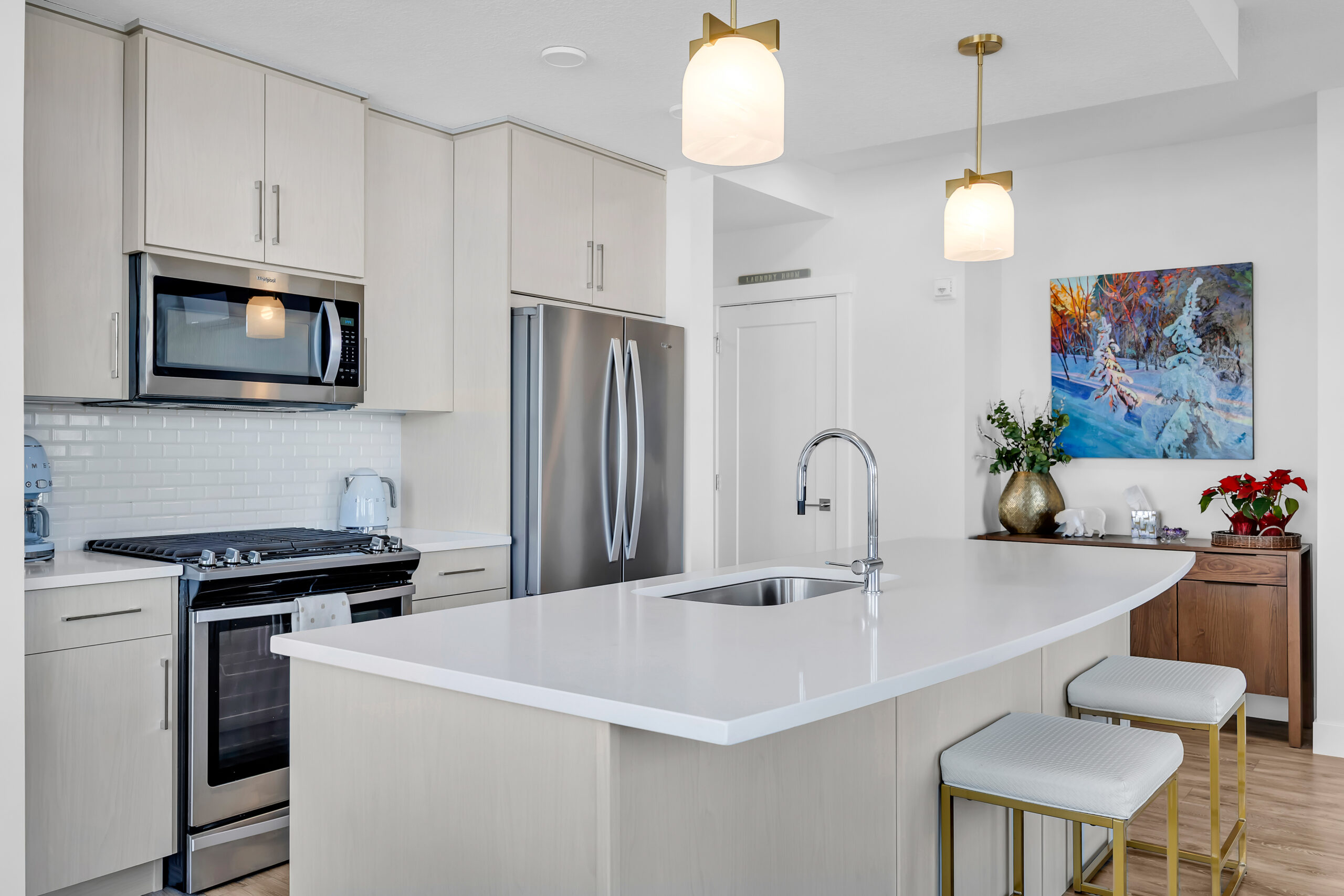105 Harbour Drive interior